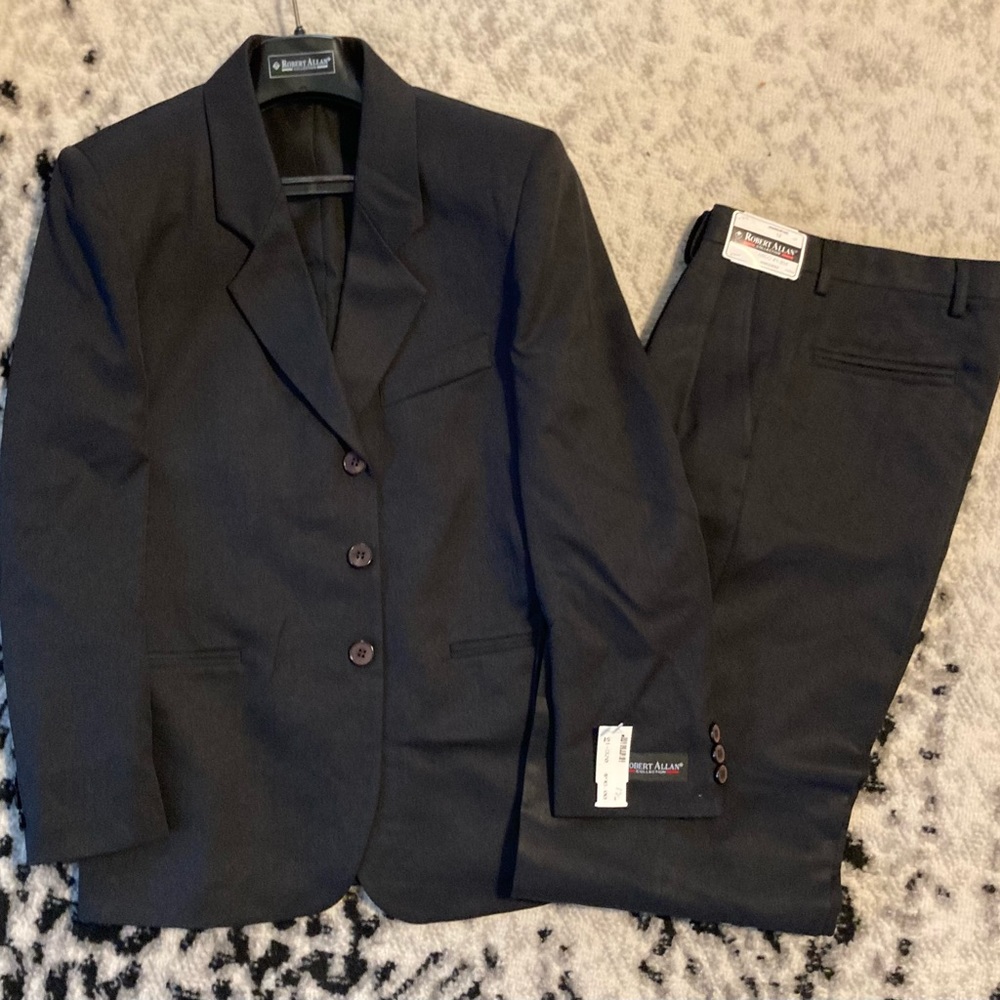 NEW WITH TAGS ROBERT ALLAN COLLECTION SIZE 12
